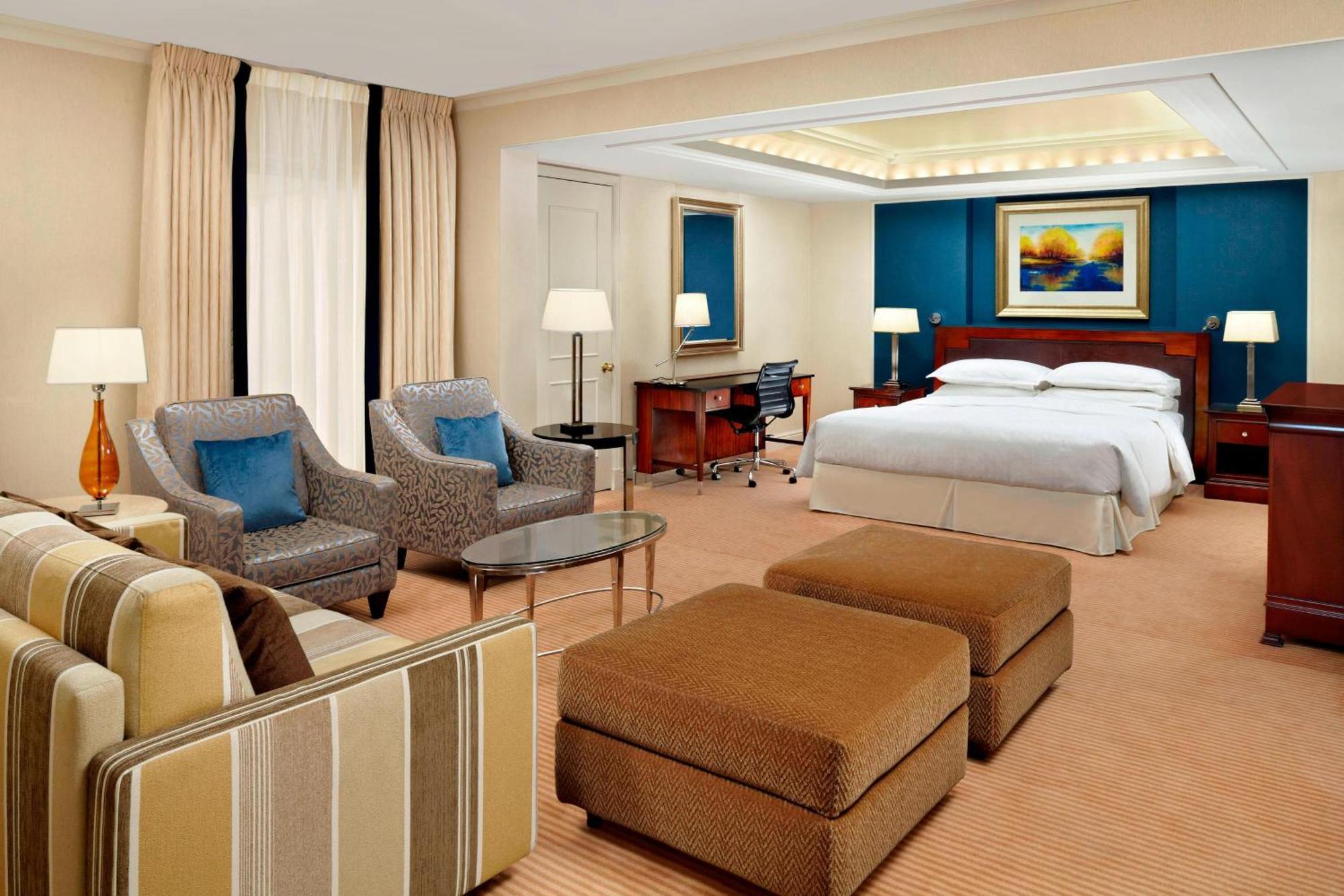 Sheraton Skyline Hotel London Heathrow Hillingdon Dış mekan fotoğraf